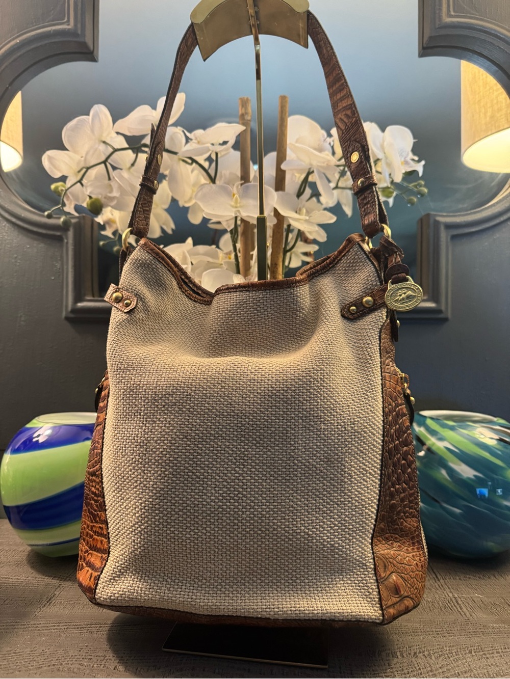 Brahmin Brown Croc Embossed Leather Trim & Cream Woven Shoulder Bag EUC